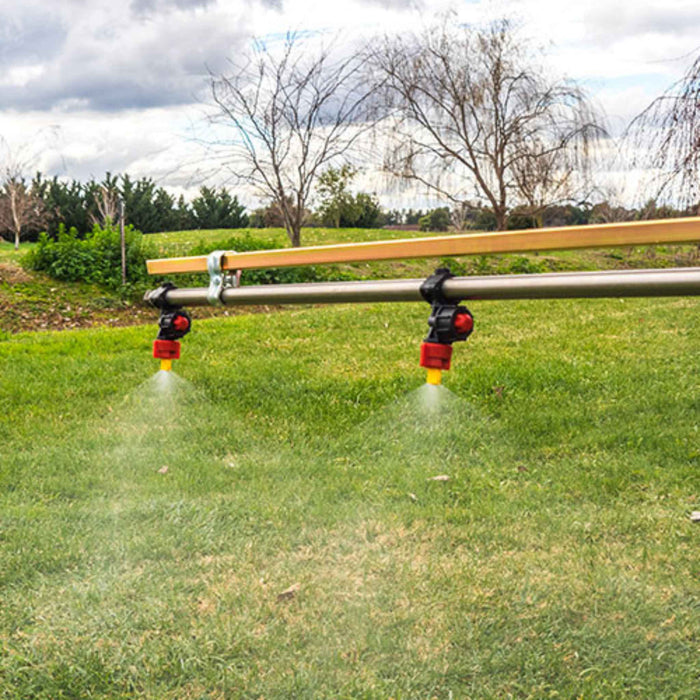 Silvan Lightfoot 300L boom Sprayer, spray nozzles - THE CO-OP