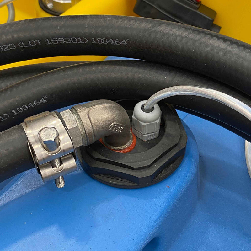 AdBlue®/DEF CARRYTANK® power connections